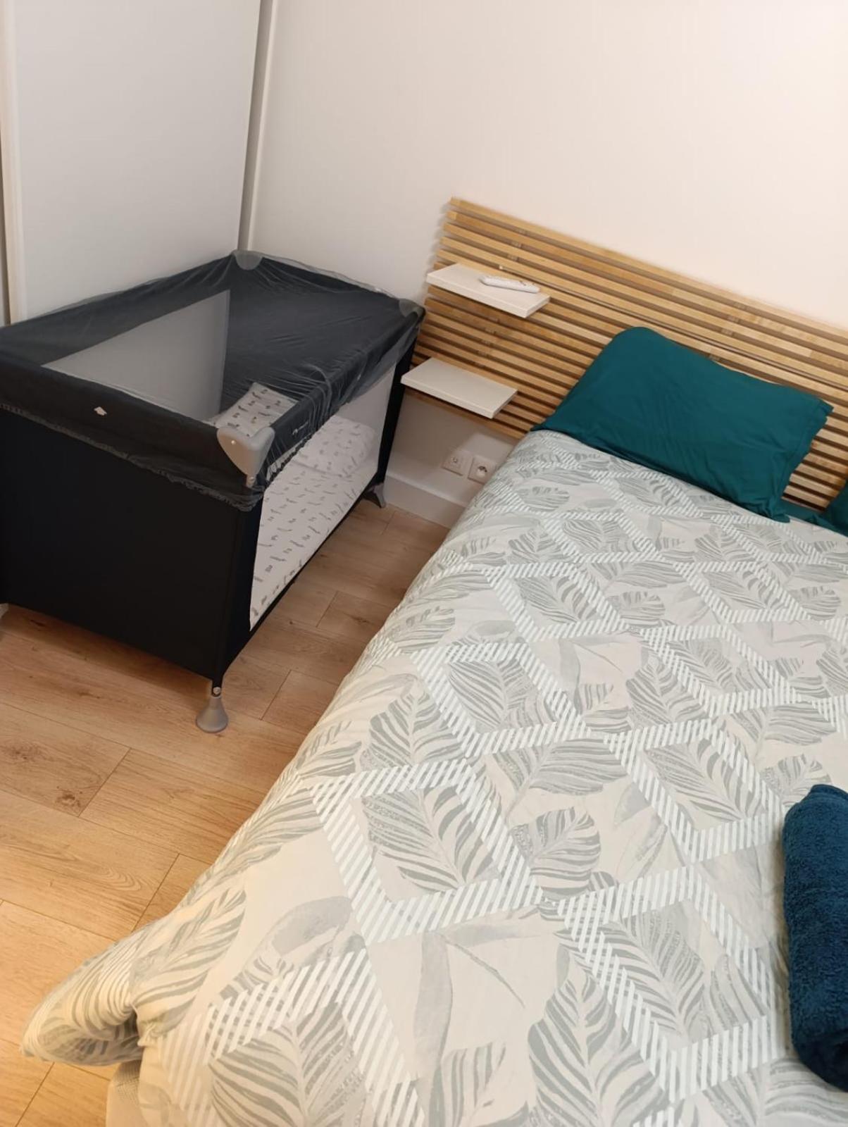 Comfort And Tranquility Near Lyon And Groupama Stadium, 4 Personnes Meyzieu Eksteriør billede